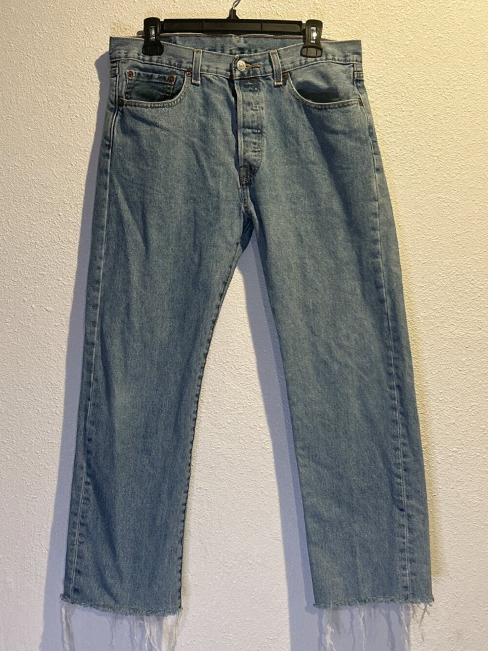 Levis 501 Jeans Men 32x32 Blue Button Fly Straight Denim Pants Western Skate Y2K